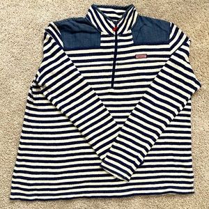 XL Vineyard Vines Pullover
